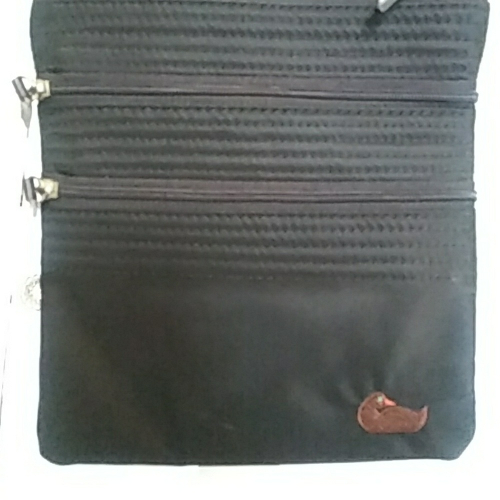 Dooney & Bourke Cross Body Bag